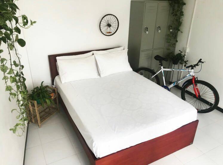 Bed & Bicycle Hostel Dehiwala-Mount Lavinia Exterior photo