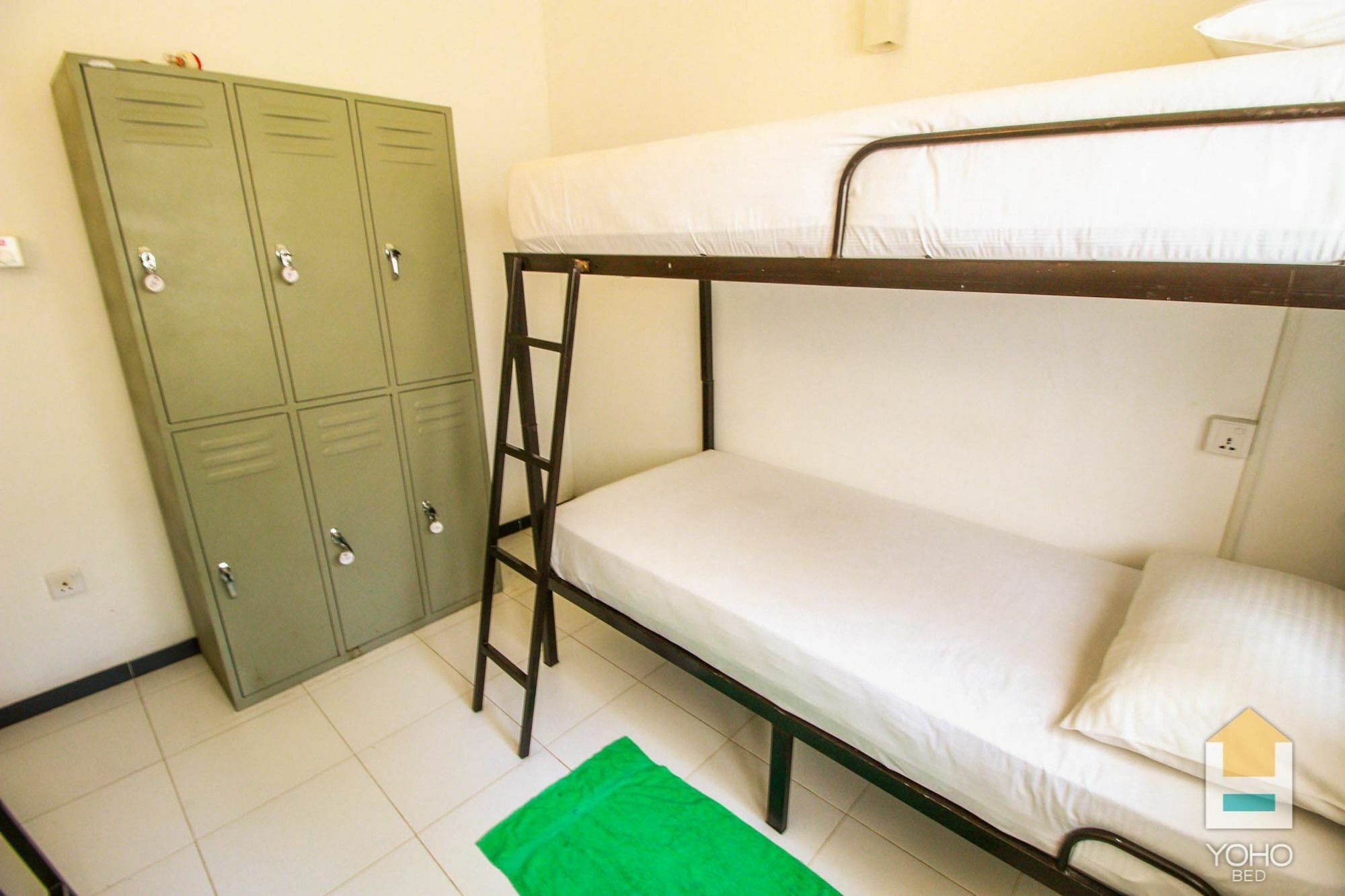 Bed & Bicycle Hostel Dehiwala-Mount Lavinia Exterior photo